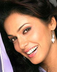 Isha Koppikar